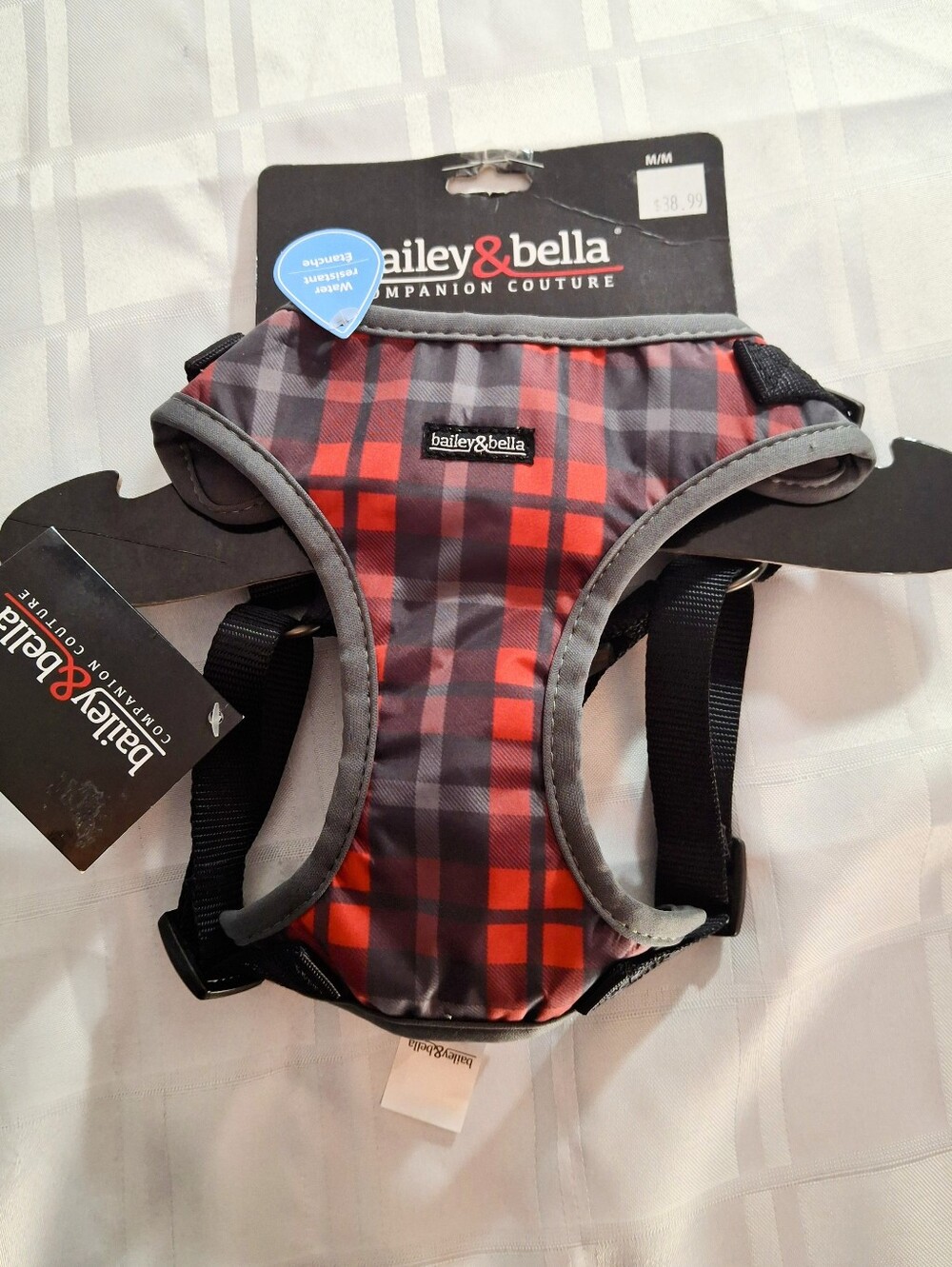 New Bailey & Bella Red Plaid Lined Dog Harness. Water Resistant. Medium Dogs 🐕